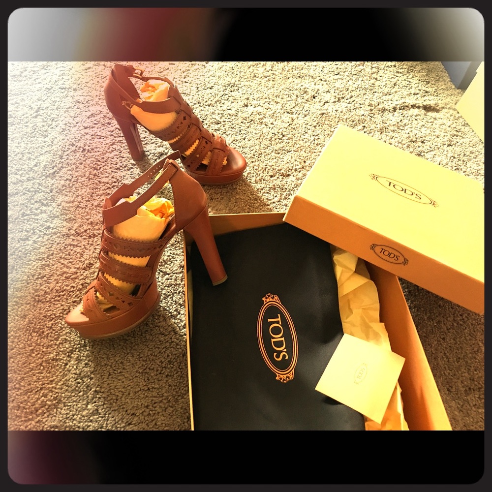 COPY - Tod's Sandal cuoio tacco 105 forature